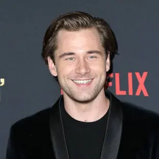 Luke Benward
